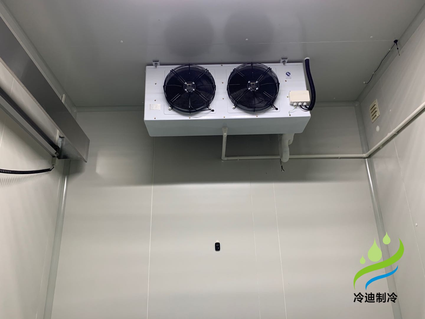 上海沃凱生物國(guó)藥2-8℃醫(yī)藥試劑冷庫(kù)安裝工程